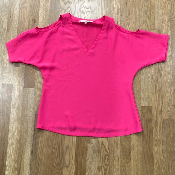 Rachel Rachel Roy Women’s Pink Cold Shoulder V-Neck Polyester Blouse Shirt Top - Picture 1 of 7
